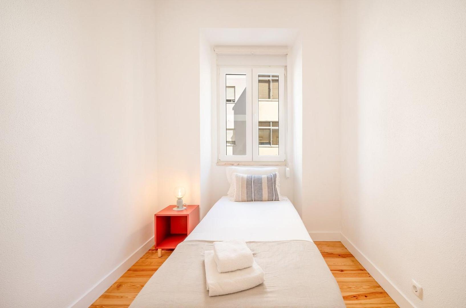 Guestready - Captain'S Residence 1E Near Alfama Lisbona Esterno foto